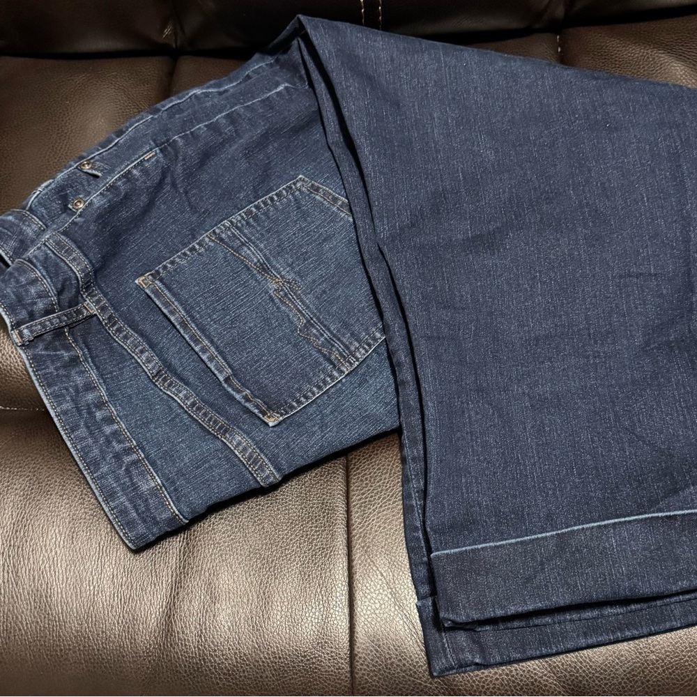 Soho Curvy Crop Jeans - Dark Blue - Picture 3 of 6